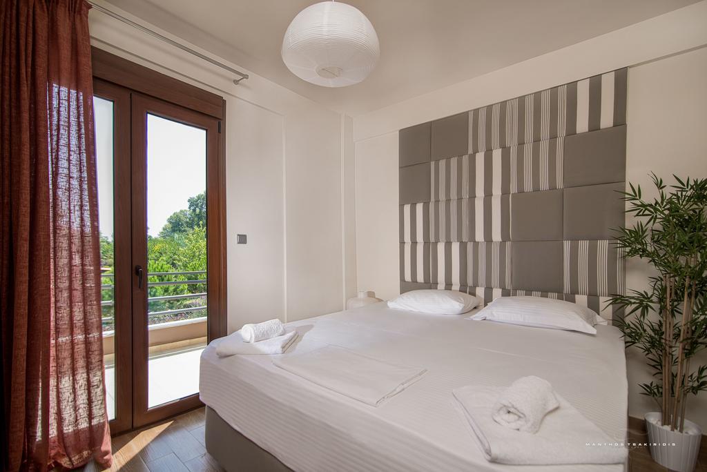 Olympus Villas Paralia Skotinis Room photo