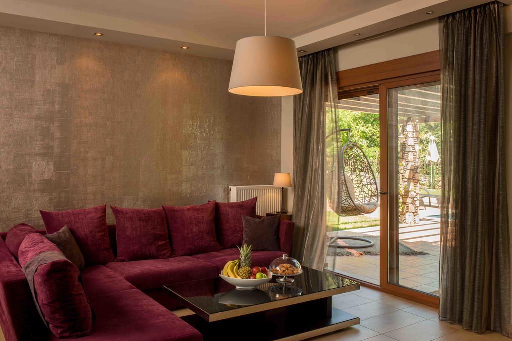 Olympus Villas Paralia Skotinis Exterior photo