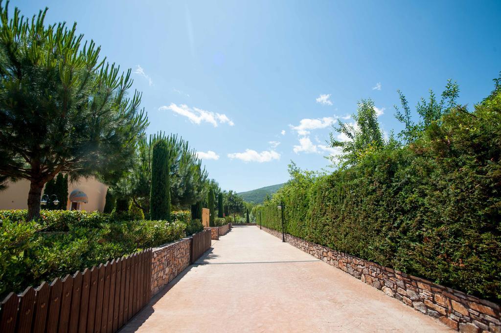 Olympus Villas Paralia Skotinis Exterior photo