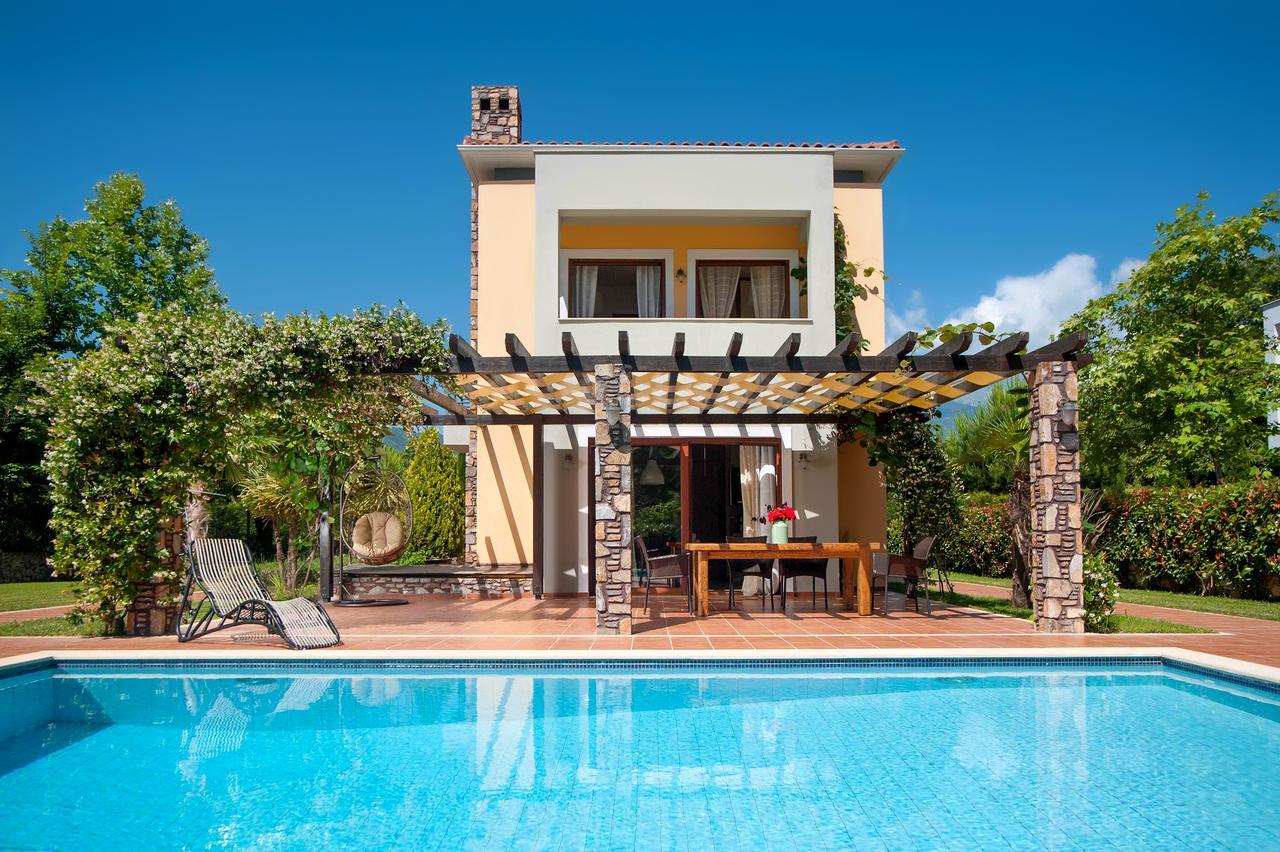 Olympus Villas Paralia Skotinis Exterior photo